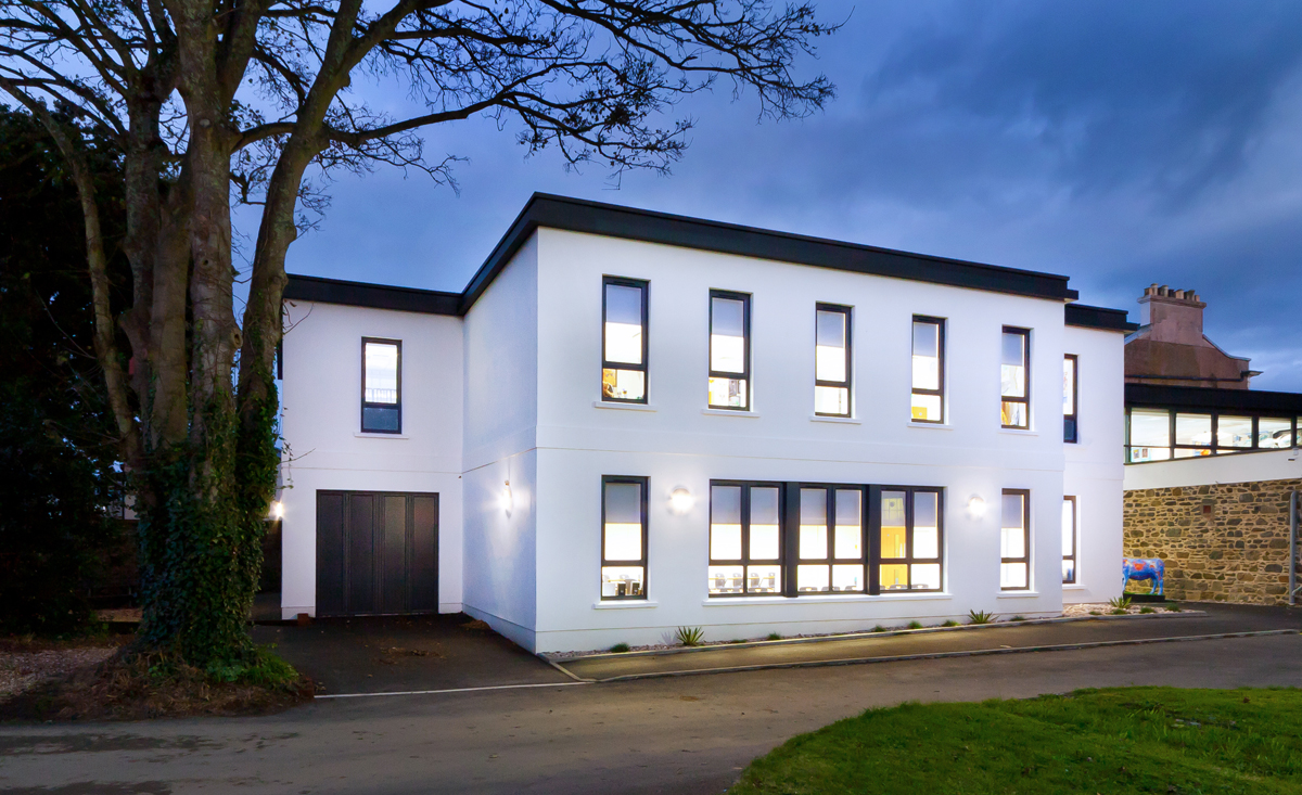  The Ladies’ College Art & Drama Extension